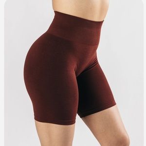 ALPHALETE Amplify Biker Short